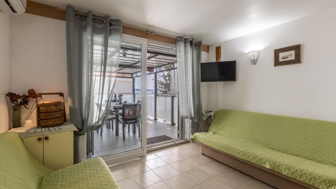 Apartments Katarina トロギール エクステリア 写真